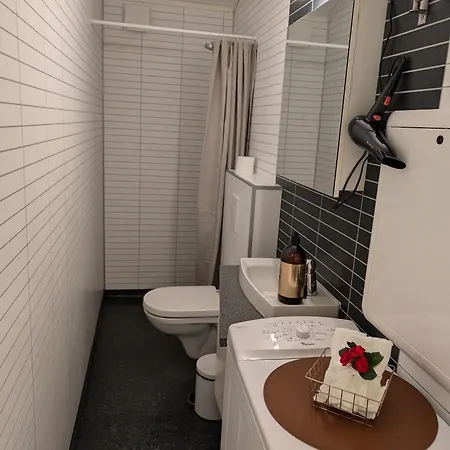 Apartment Close To Tromso City Center And Airport Exterior photo